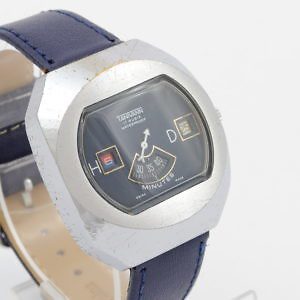 Tanivann digital watch