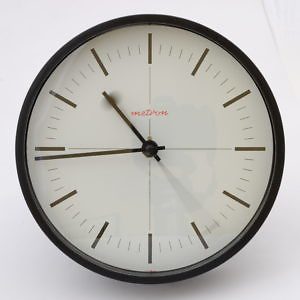 Bauhaus style slave clock