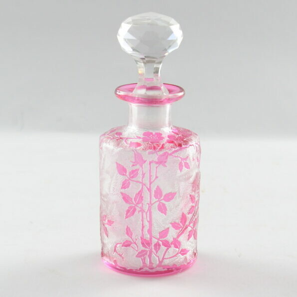 Art nouveau perfume bottle from Baccarat
