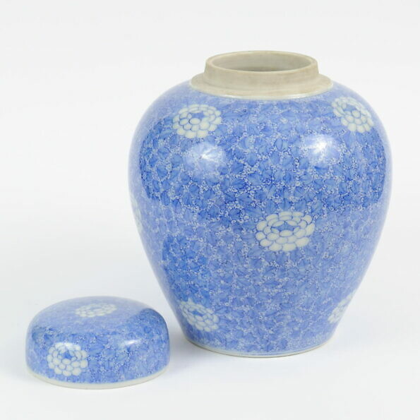 Meiji Period Seto Ware Porcelain Vase, Seto Kato Shigeju zo