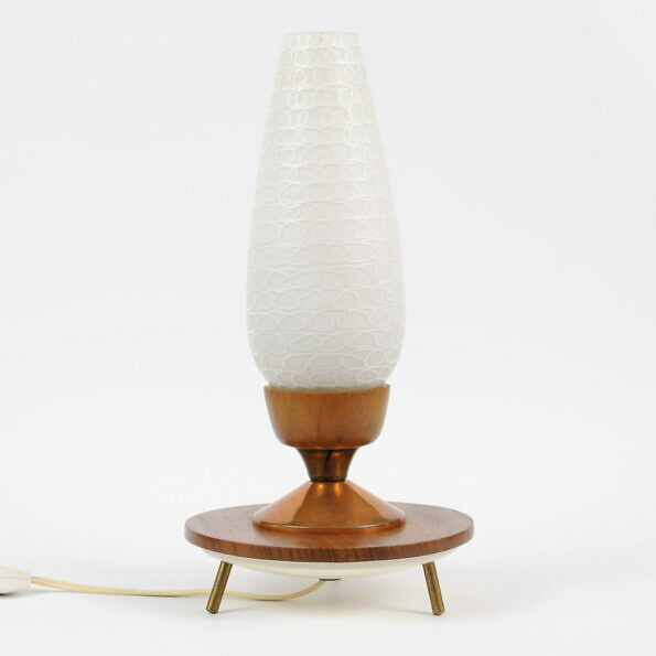 Lampa stołowa na nóżkach w stylu mid-century modern