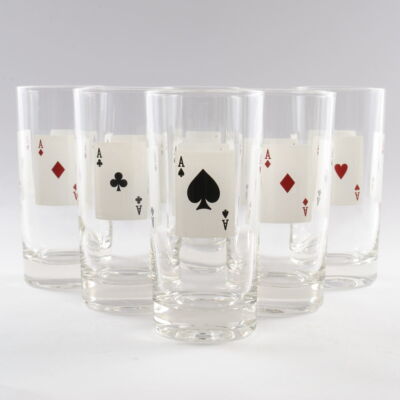 Szklanki z kartami do gry, lata 60.