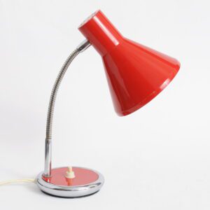 Czerwona lampka biurkowa, Włochy, lata 60.