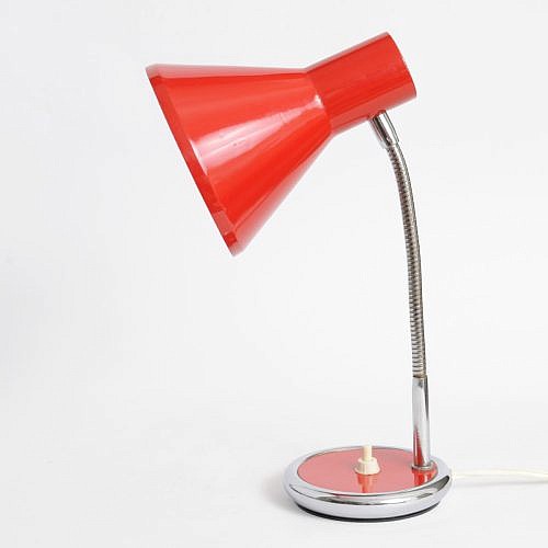 Czerwona lampka biurkowa, Włochy, lata 60.