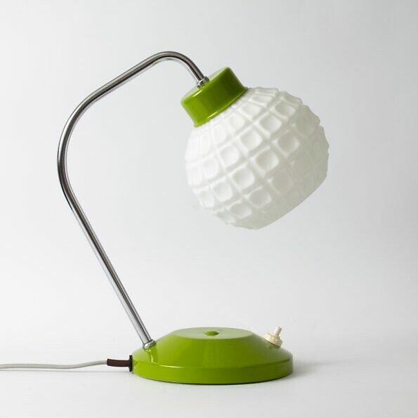 Zielona lampa biurkowa Lidokov L204 projekt Josef Hurka