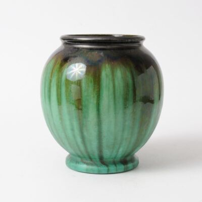 Zielony wazon Faiencerie Thulin
