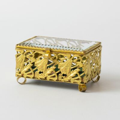 secesyjna ażurowa szkatułka na biżuterię