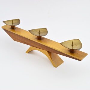 Drewniany świecznik na wysoki połysk, Czechosłowacja, lata 70.