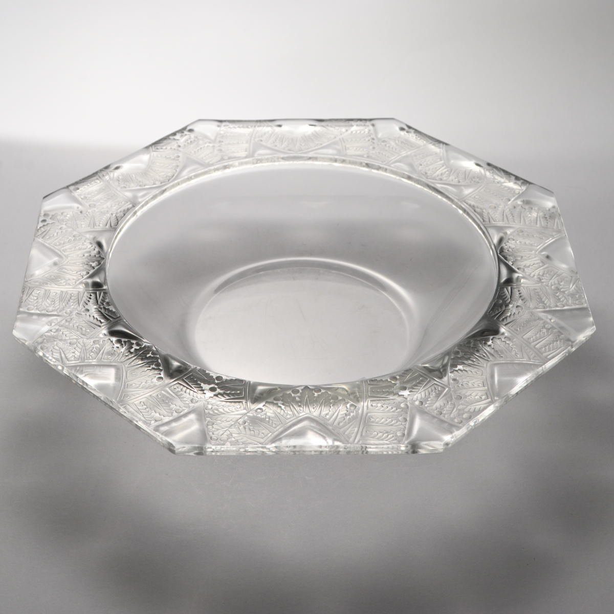 Szklana misa art deco Lalique Chantilly, proj. Rene Lalique