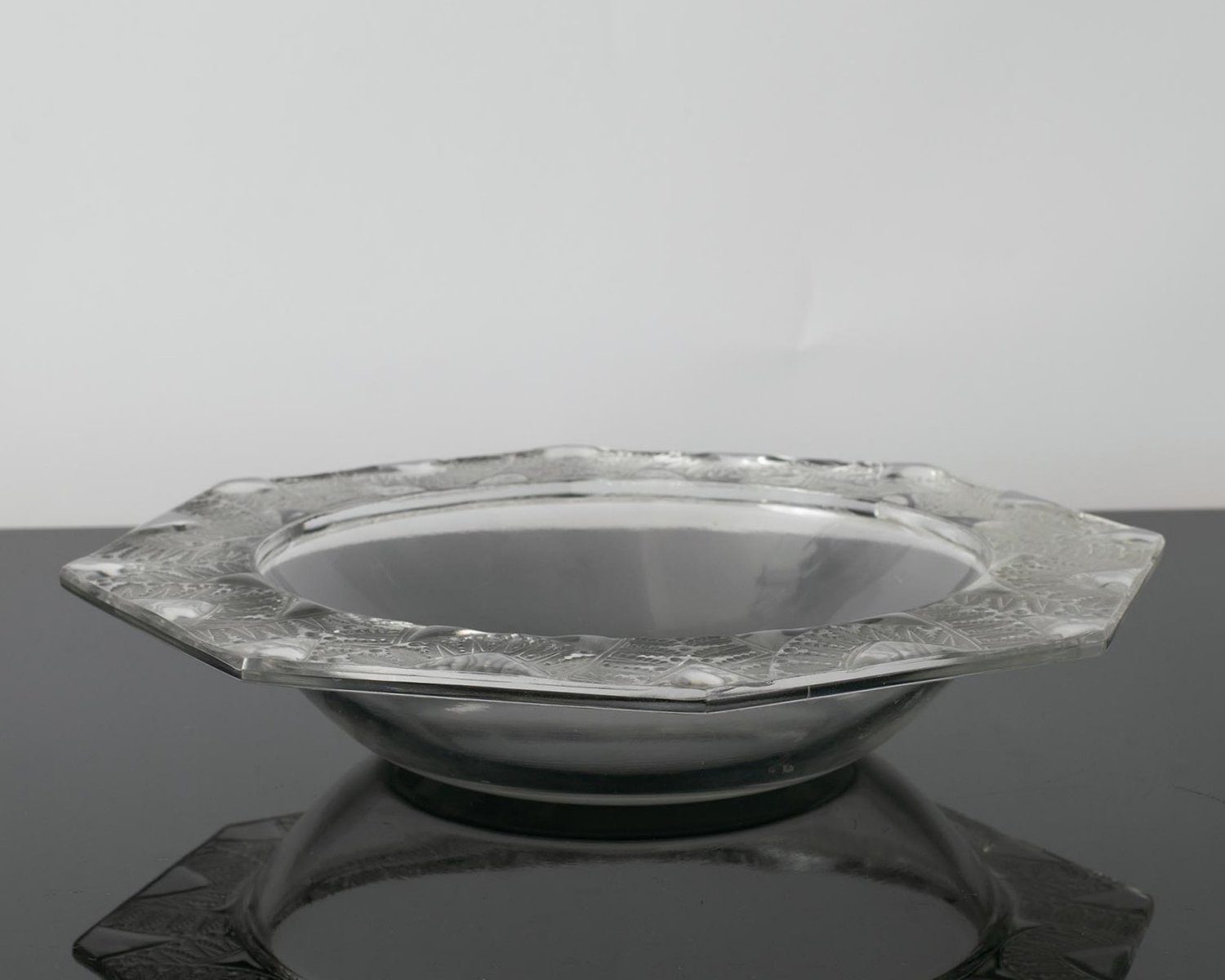 Szklana misa art deco Lalique Chantilly, proj. Rene Lalique