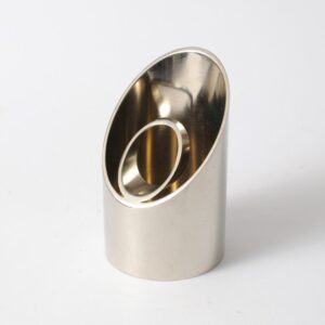 Włoska modernistyczna popielnica z niklowanego metalu proj. VM Design, lata 70.